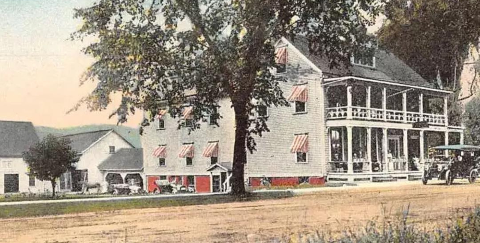 Discover the classic Colonial Revival style of Deerfield Inn.