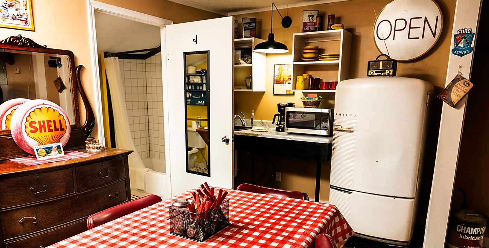 Taste the crossroads of influence in Missouri dishes like Springfield Cashew Chicken.