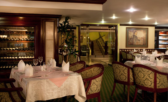 Sedona Suites Ho Chi Minh City
- Dining