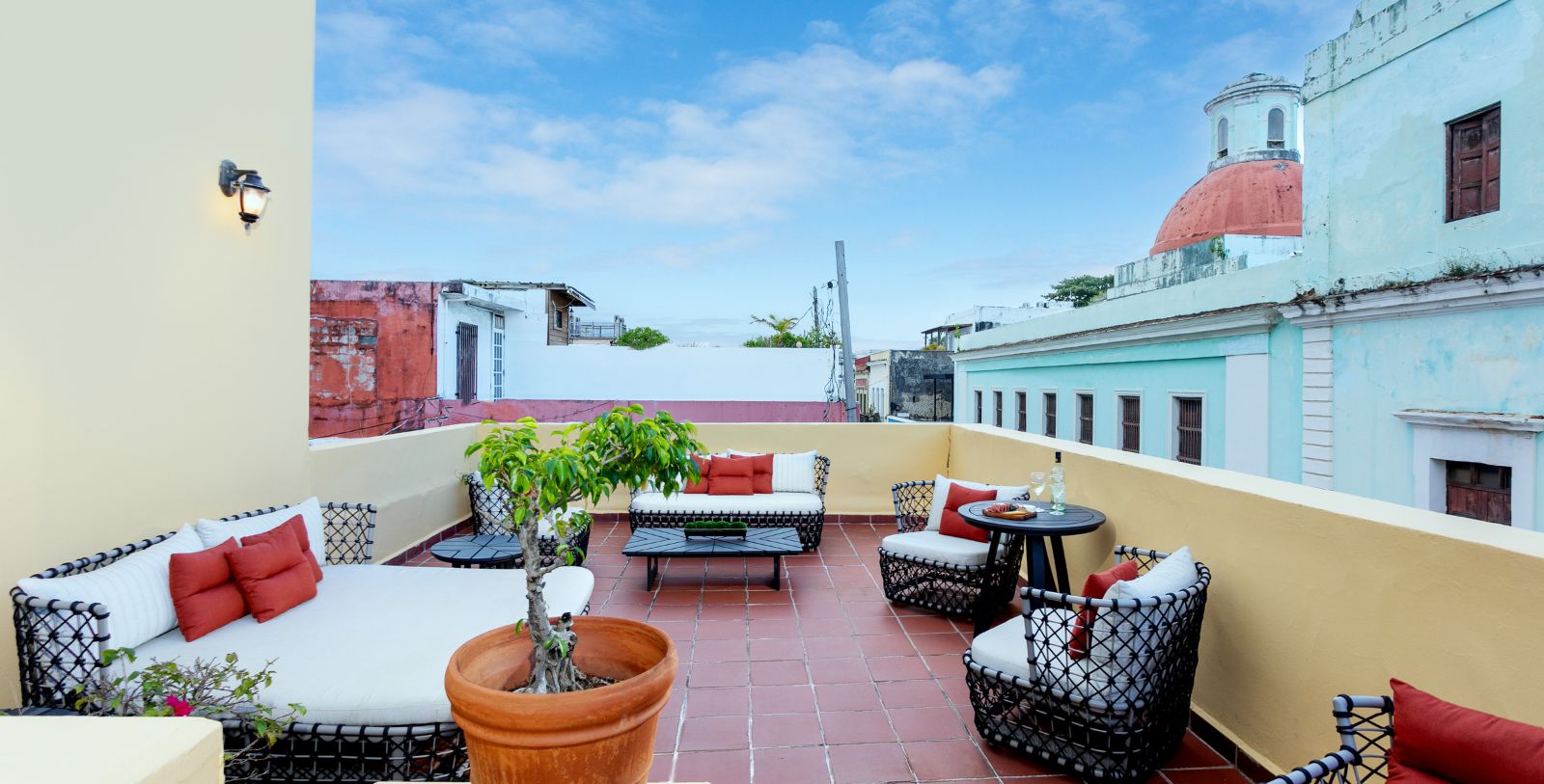 Image of cafe at El Convento Hotel, 1948, Member of Historic Hotels of America, in San Juan, Puerto Rico, Hot Deals