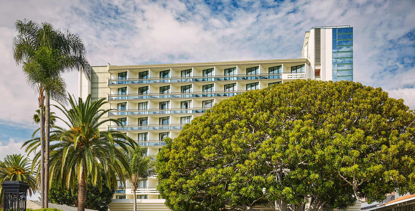 Image of the Fairmont Miramar Hotel & Bungalows, 1921, Member of Historic Hotels of America, in Santa Monica, California, Hot Deals