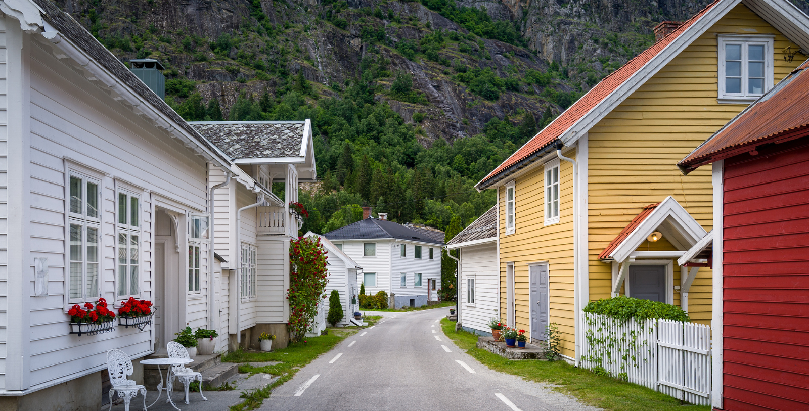Soak up the abundant beauty that surrounds the pastoral hamlet of Solvorn, a charming village that sits on the western shore of the Lustrafjorden.