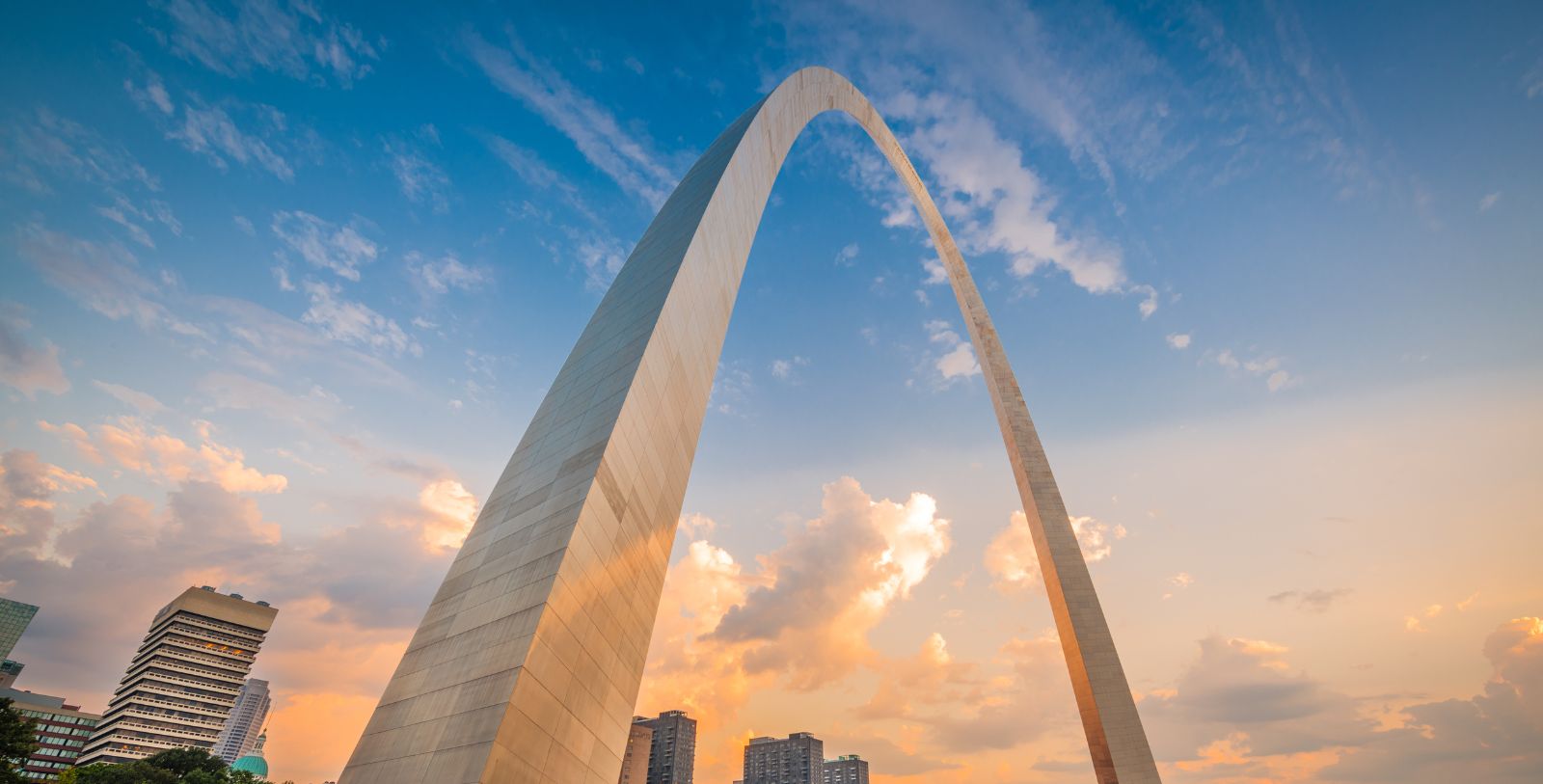 Explore a Missouri landmark, the Gateway Arch in St. Louis.