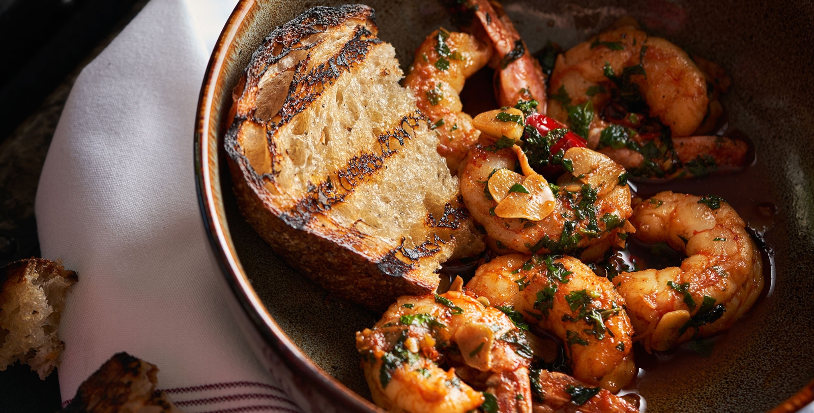 Taste a menu that blends traditional takes on Spanish classics with drinks and dishes that have a distinctly Midwestern point of view at the hotel’s restaurant, Idol Wolf.