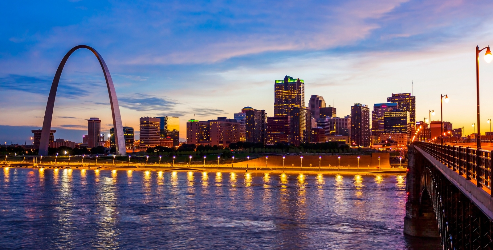 Explore the riverfront of the Mississippi River.