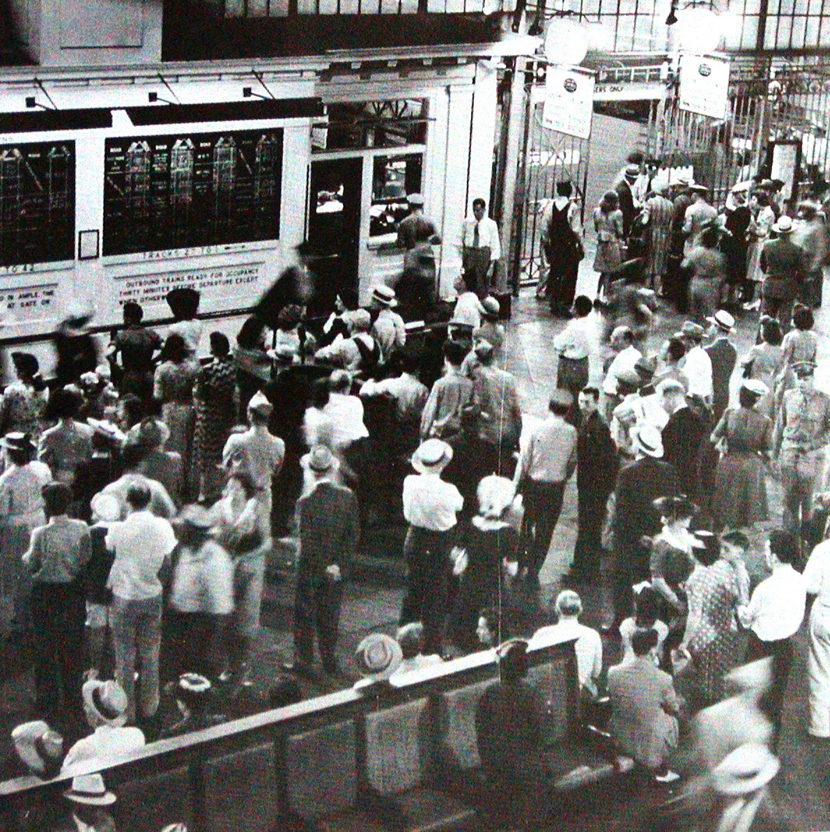 Historical Image of Passengers Boarding Train, St. Louis Union Station Hotel, Curio Collection by Hilton, 1894, Member of Historic Hotels of America, in St. Louis, Missouri.
