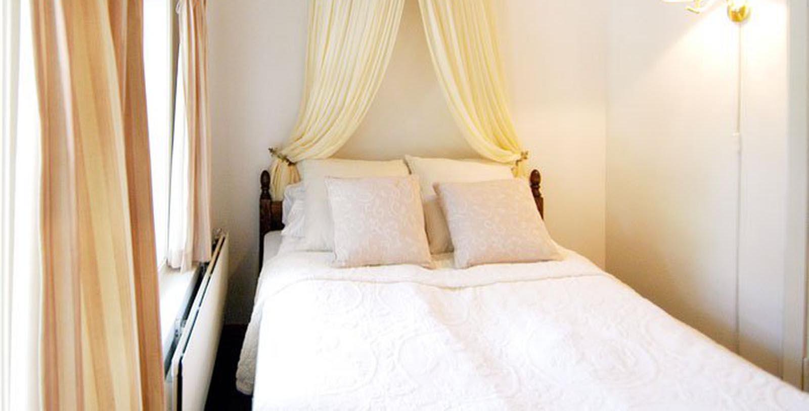 Image of Interior Guestroom Kronen Gaard Hotel, 1898, Member of Historic Hotels Worldwide, in Sandnes, Norway, Location