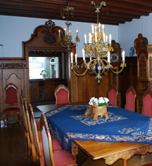 Dining at
Bårdshaug Herregård
in Orkanger