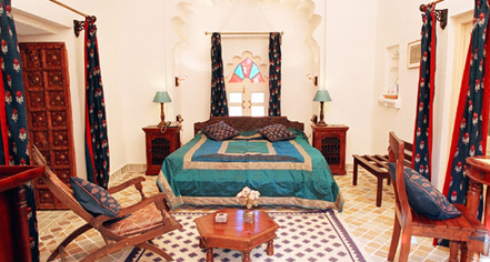 Accommodations:
Deogarh Mahal
in Deogarh Madaria
