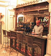Dining at
Deogarh Mahal
in Deogarh Madaria