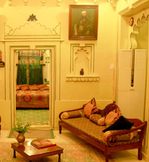 Meetings at
Deogarh Mahal
in Deogarh Madaria