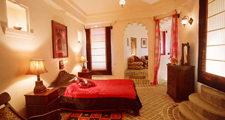 Accommodations:
Fort Seengh Sagar
in Deogarh
