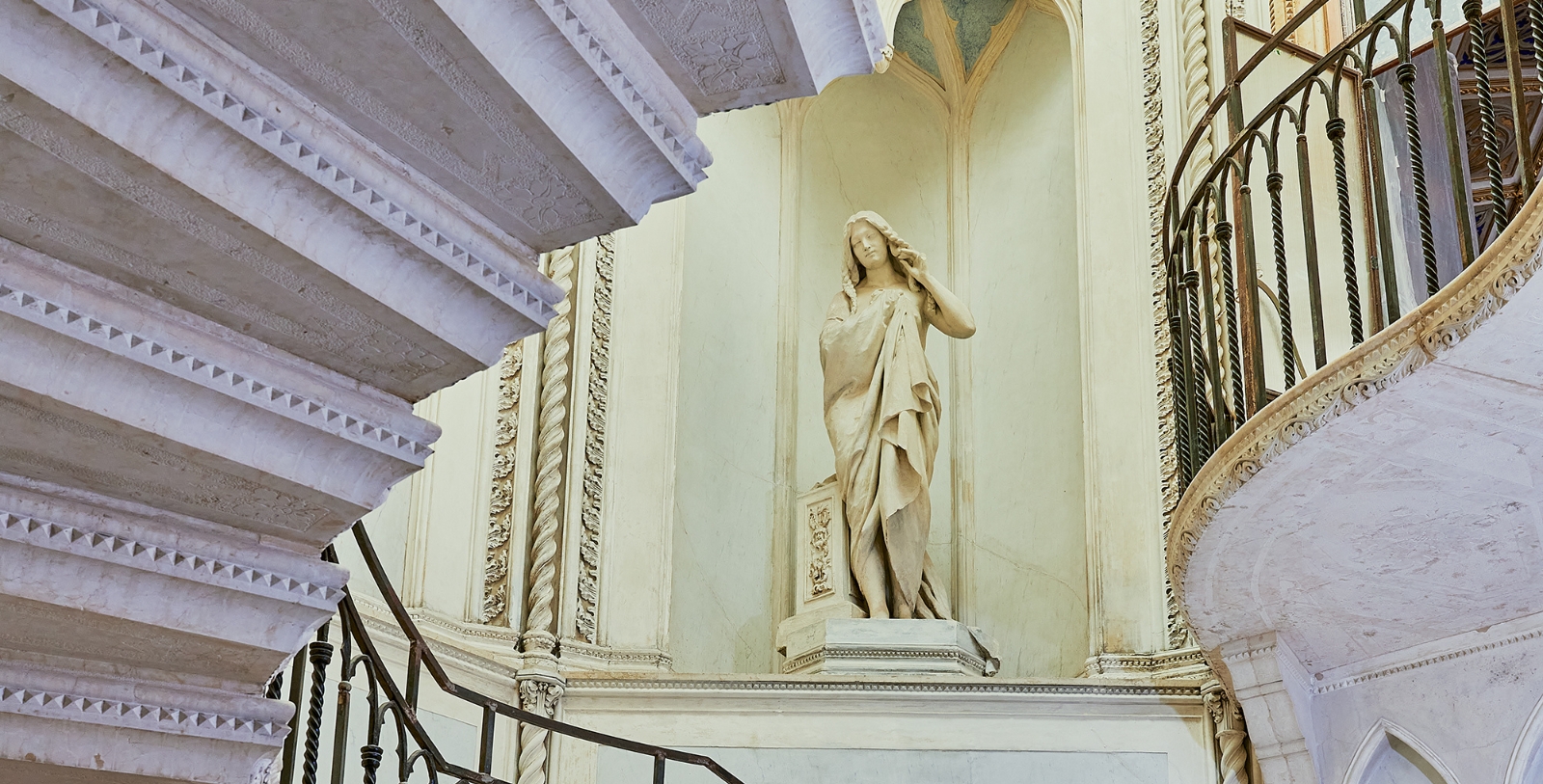 Image of Hotel Interior of Orient Express Venezia at Palazzo Donà Giovannelli, 1436, a Member of Historic Hotels Worldwide in Venice, Italy 