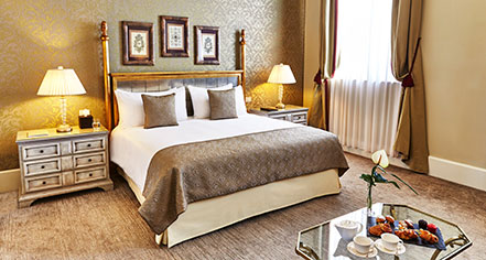 Accommodations:
San Clemente Palace Kempinski
in Venice