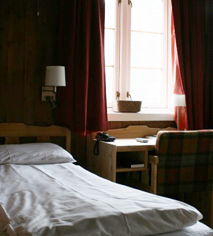 Accommodations:
Fossheim Turisthotell
in Lom