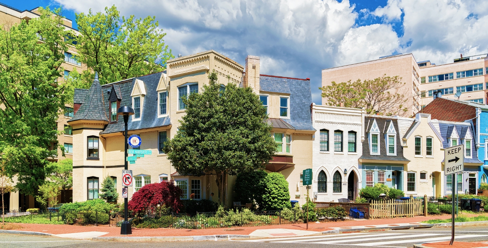 Discover the Decatur House, Farragut Square, the Renwick Gallery, and the White House down the road.