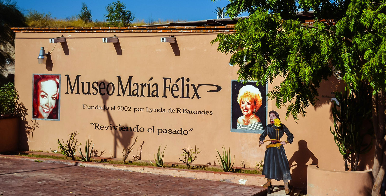 Explore the Casa Museo María Félix.