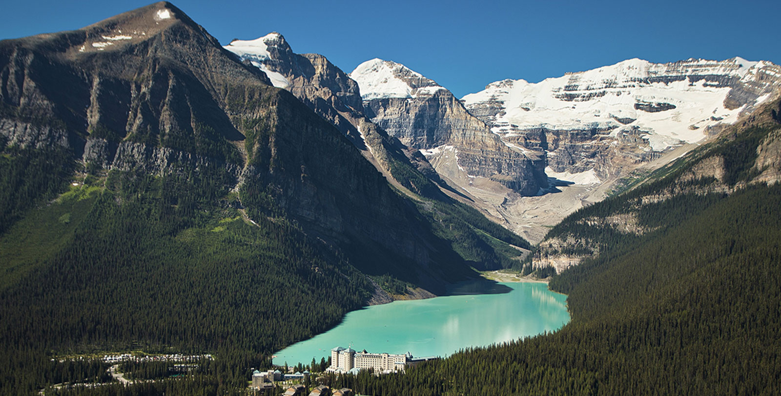 Go discover the natural wonders of Banff National Park, a UNESCO World Heritage Site.