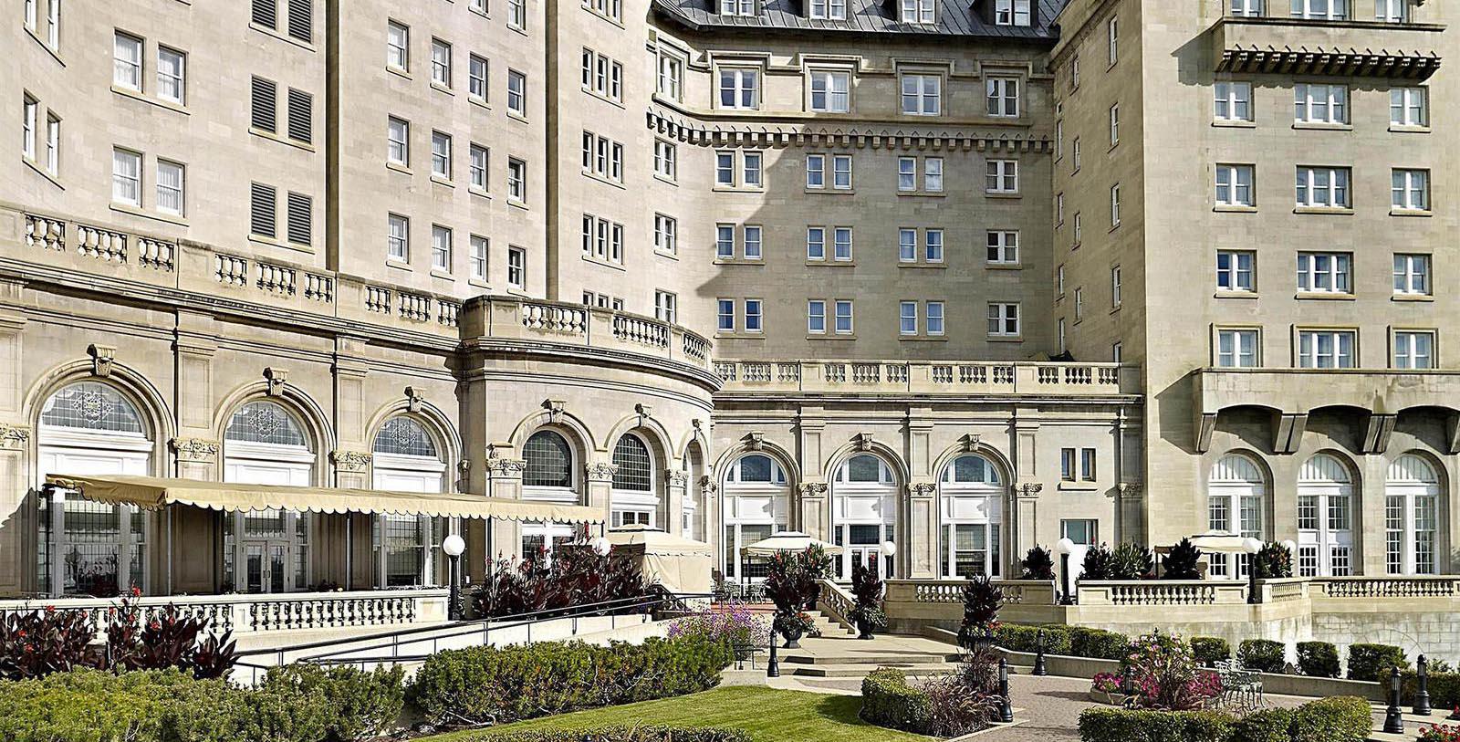 Image of hotel exterior Fairmont Hotel Macdonald, 1915, Member of Historic Hotels Worldwide, in Edmonton, Canada, Special Offers, Discounted Rates, Families, Romantic Escape, Honeymoons, Anniversaries, Reunions