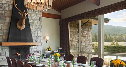 Meetings at
Fairmont Jasper Park Lodge
in Jasper