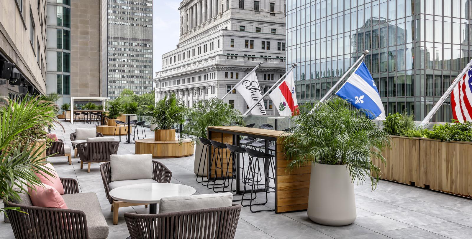 Image of Balcony Lounge Fairmont The Queen Elizabeth, 1958, Member of Historic Hotels Worldwide, in Montreal, Quebec, Special Offers, Discounted Rates, Families, Romantic Escape, Honeymoons, Anniversaries, Reunions