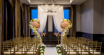 Weddings:
DoubleTree by Hilton Youngstown Downtown
in Youngstown