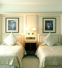 Hotel New Grand
in Yokohama