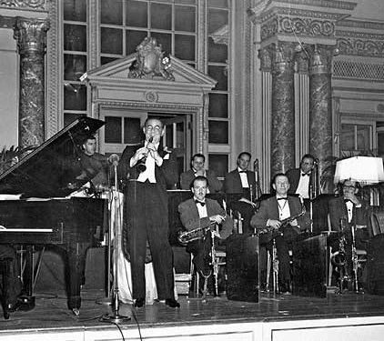 Historical Image of Benny Goodman at the Ballroom, Fairmont Château Laurier, Ottawa, Canada.