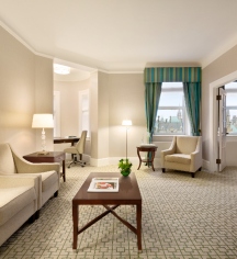 Fairmont Château Laurier
in Ottawa