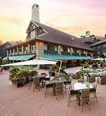 Dining at
Fairmont Le Château Montebello
in Montebello