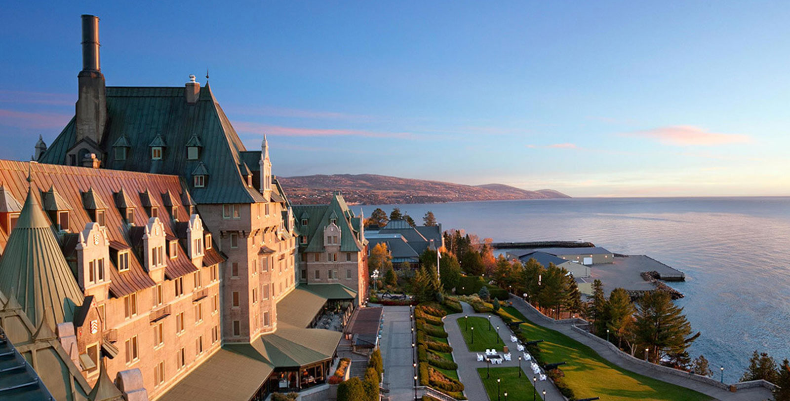 Take a day to explore the St. Lawrence Route down into Québec City.