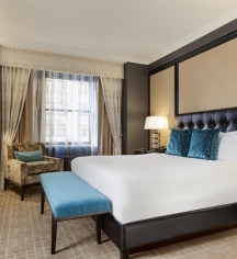 Accommodations:
Fairmont Royal York
in Toronto