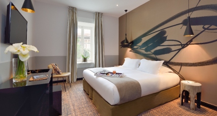 Accommodations:
Hôtel & Spa Jules César Arles – MGallery by Sofitel
in Arles