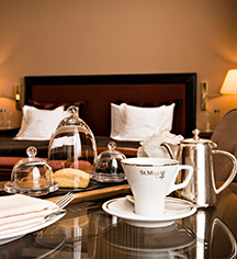 Accommodations:
Kempinski Grand Hotel des Bains St. Moritz
in St. Moritz