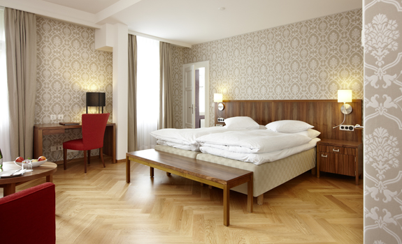 Hotel Waldhaus Sils
- Accommodations