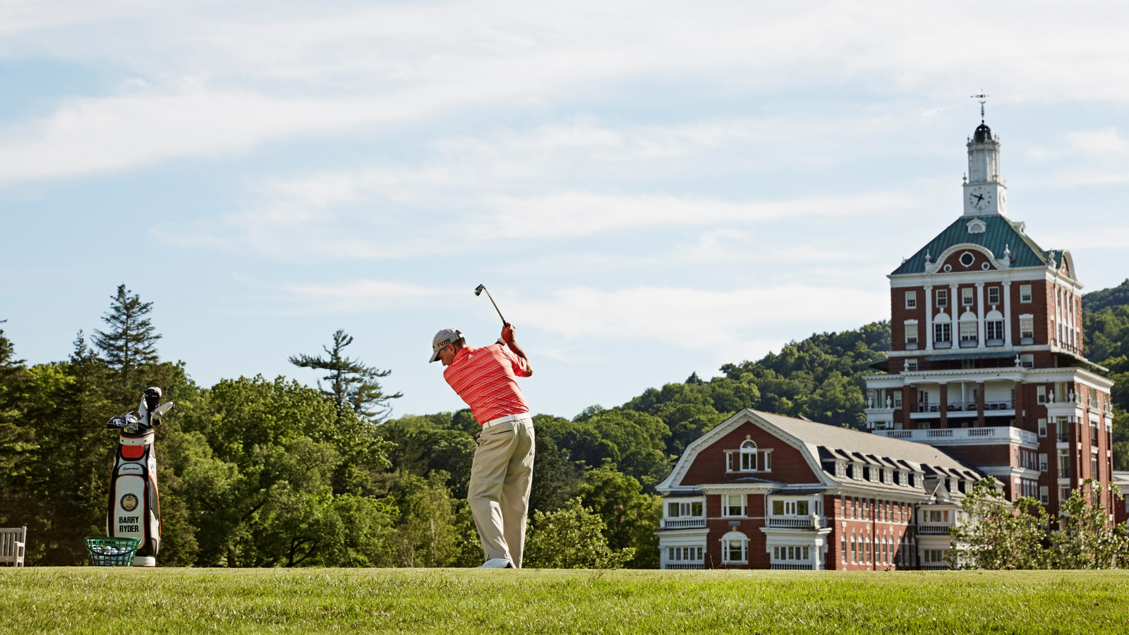 The Fascinating History of the Humble Golf Tee