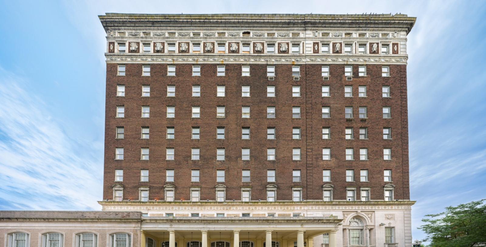 Exterior Image of The George Washington Hotel